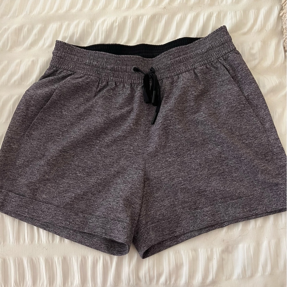Size 6 women’s gray Lululemon shorts